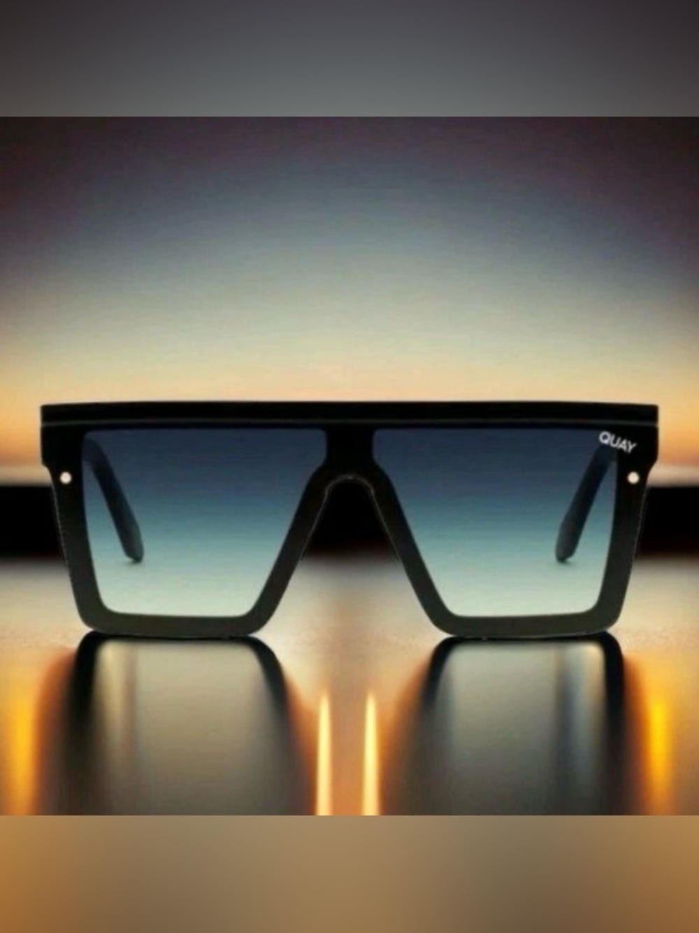 Quay Australia Hindsight 51MM Shield Sunglasses- Black/ Smoke Green Fade NIB